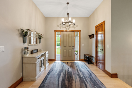 Country Home on 3.14 Acres for Sale in Missouri Valley, Iowa - image 4