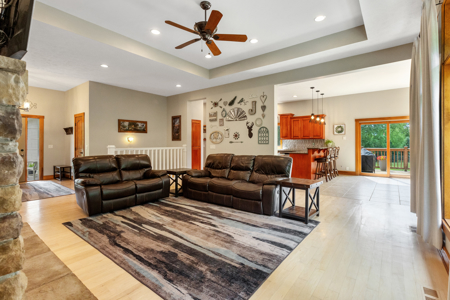 Country Home on 3.14 Acres for Sale in Missouri Valley, Iowa - image 12