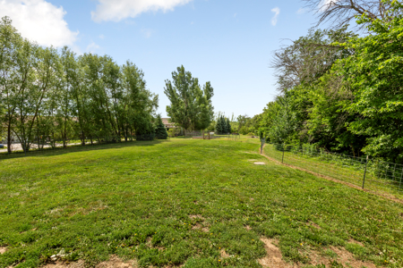 Country Home on 3.14 Acres for Sale in Missouri Valley, Iowa - image 23