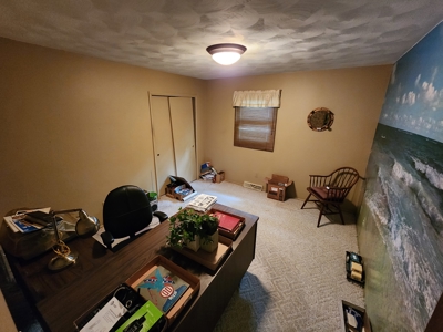 🏡 Online Real Estate Auction – 3 Bed, 2 Bath Home in Town - image 13