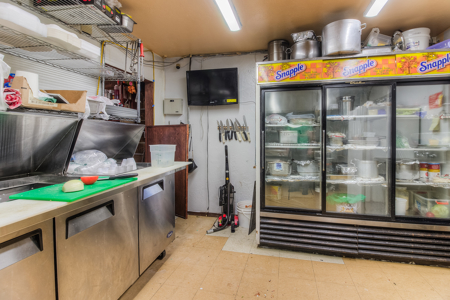 Commercial Property For Sale in Yakima, WA! - image 13
