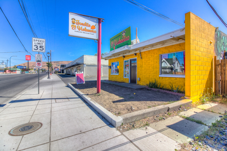 Commercial Property For Sale in Yakima, WA! - image 6