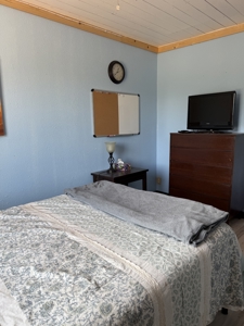 Home and Land for Sale near Copper Center, AK with Mountain Views - image 17