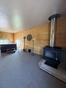 Home and Land for Sale near Copper Center, AK with Mountain Views - image 14