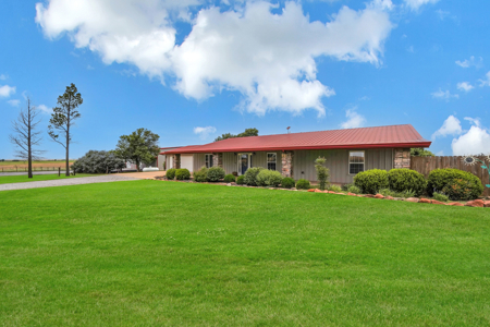 Custom Barndominium With Shop For Sale Near Rocky - image 38