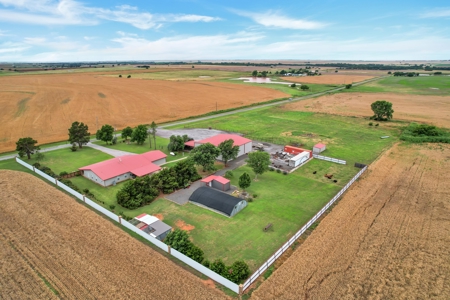 Custom Barndominium With Shop For Sale Near Rocky - image 50