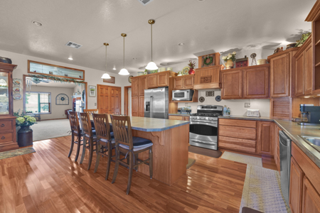 Custom Barndominium With Shop For Sale Near Rocky - image 8