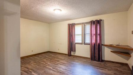 Home in Town for sale in Thayer, Missouri - image 16