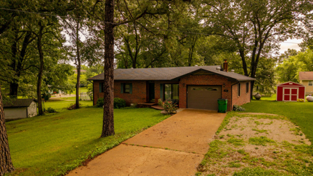 Home in Town for sale in Thayer, Missouri - image 38