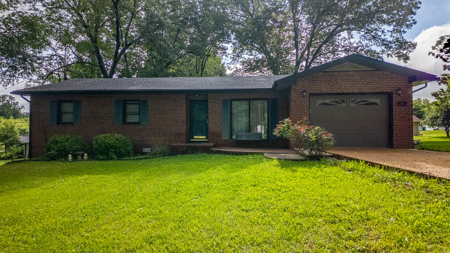 Home in Town for sale in Thayer, Missouri - image 11