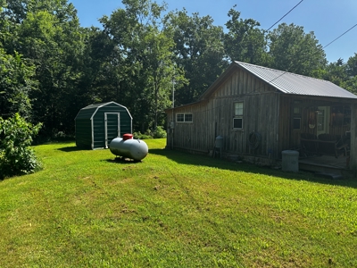 Cozy Cabin on 4.5 Level Acres in Stone County - image 22