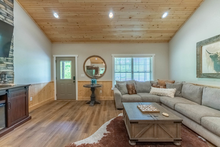 Riverfront Property for sale in Arkansas - image 13