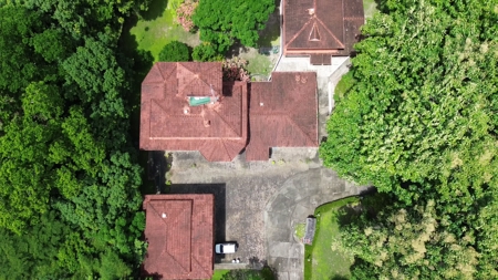 Private Estate with 3 Homes in Santa Clara, Coclé - image 4