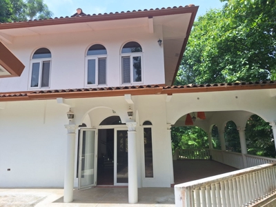 Private Estate with 3 Homes in Santa Clara, Coclé - image 10