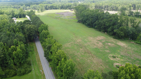 Land, Wildlife & Road Frontage in Nash County - image 2