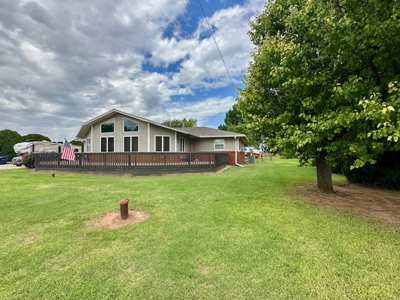 Welcome home to 29099 US Highway 281 | Alva, OK - Woods County | - image 2