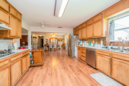 Lrg hm w/  Bonus rm 10.49 ac. 60x40 Shop Horse Walker Pond - image 4