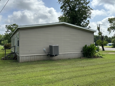 Cherokee County Texas Home For Sale - image 3