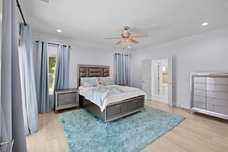 Open Concept Fully Furnished Tennessee Riverfront Home for Sale - image 17
