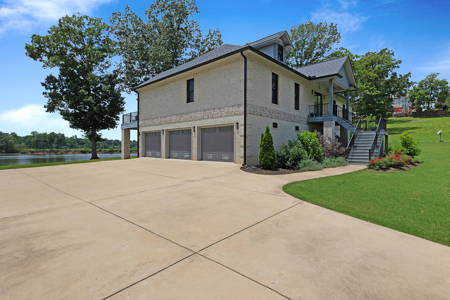 Open Concept Fully Furnished Tennessee Riverfront Home for Sale - image 41