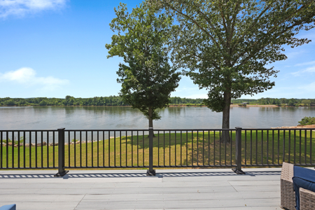 Open Concept Fully Furnished Tennessee Riverfront Home for Sale - image 28