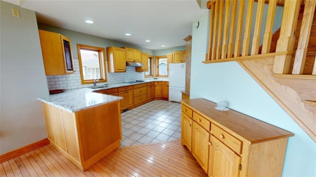 Riverfront Luxury Home For Sale in Sombra! - image 24