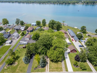 Riverfront Luxury Home For Sale in Sombra! - image 13