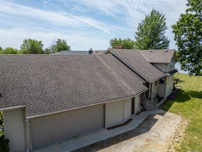 Riverfront Luxury Home For Sale in Sombra! - image 6