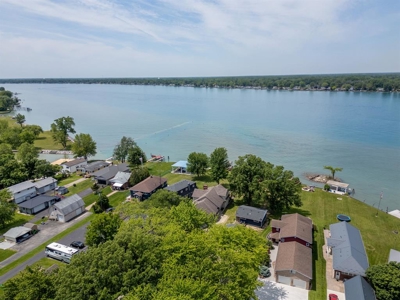Riverfront Luxury Home For Sale in Sombra! - image 4