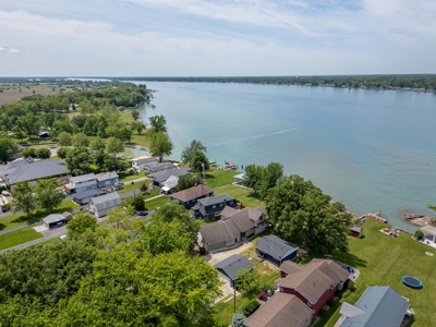 Riverfront Luxury Home For Sale in Sombra! - image 12