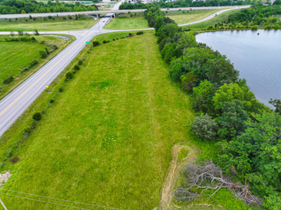 Home on Private Lake for Sale Collins MO - image 32