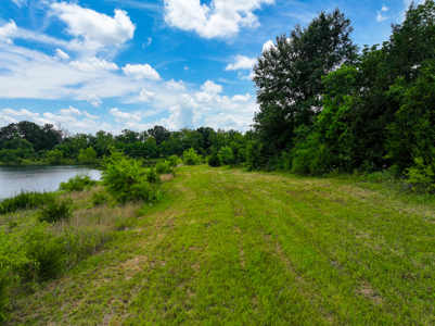 Home on Private Lake for Sale Collins MO - image 29