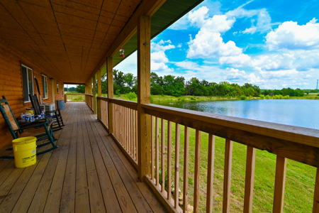 Home on Private Lake for Sale Collins MO - image 6