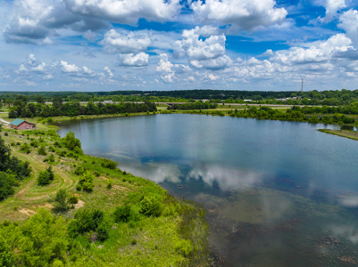 Home on Private Lake for Sale Collins MO - image 35