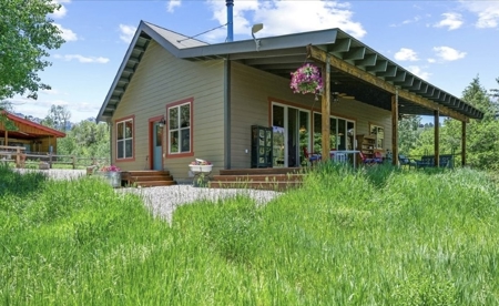 Home for Sale on 39 Acres of Land in Ridgway, Colorado! - image 1