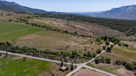 Farm ground with country home in Parachute Colorado - image 6