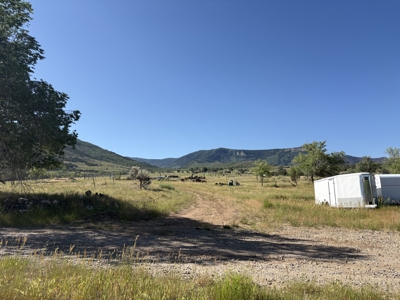 Farm ground with country home in Parachute Colorado - image 39