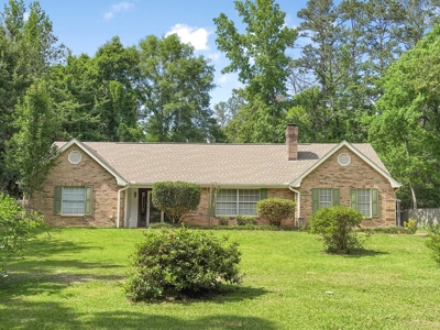 Brick Home for Sale with Pool McComb MS - image 3