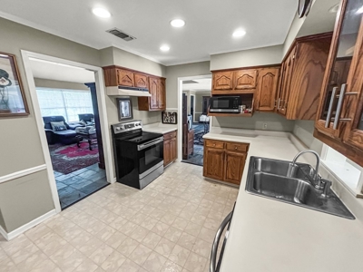 Brick Home for Sale with Pool McComb MS - image 15