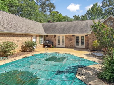 Brick Home for Sale with Pool McComb MS - image 10