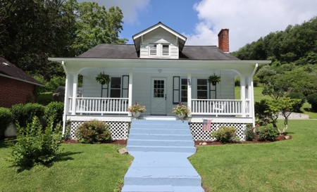 Home for Sale in Tazewell VA - image 1