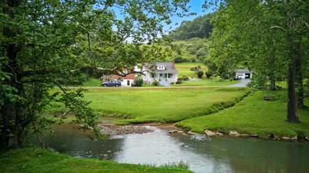 Home for Sale in Tazewell VA - image 1