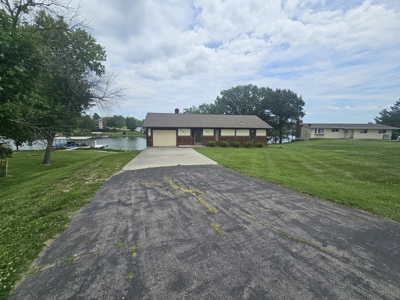 Great home/lot at Lake Viking! - image 2