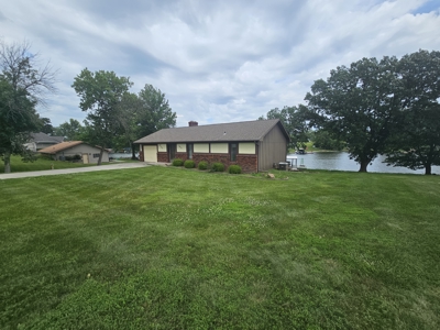 Great home/lot at Lake Viking! - image 3