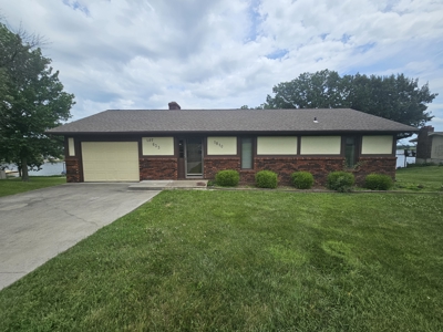 Great home/lot at Lake Viking! - image 1