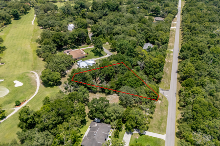 Golf Course located in Chiefland,Fl have the course in the yard. - image 6