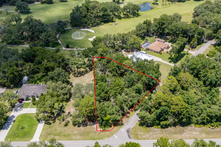 Golf Course located in Chiefland,Fl have the course in the yard. - image 7