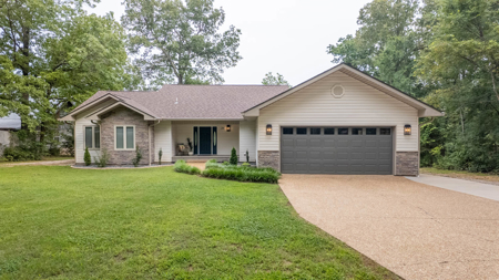 Lake House for sale on Lake Omaha in Arkansas - image 9