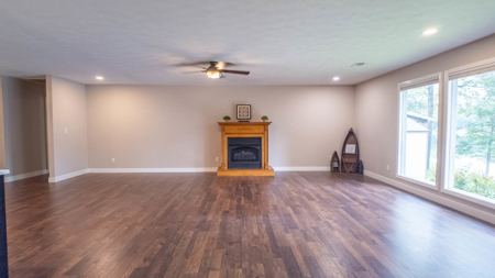 Lake House for sale on Lake Omaha in Arkansas - image 31