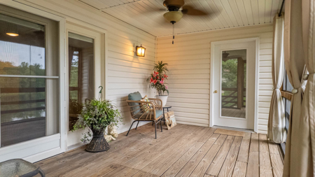 Lake House for sale on Lake Omaha in Arkansas - image 13